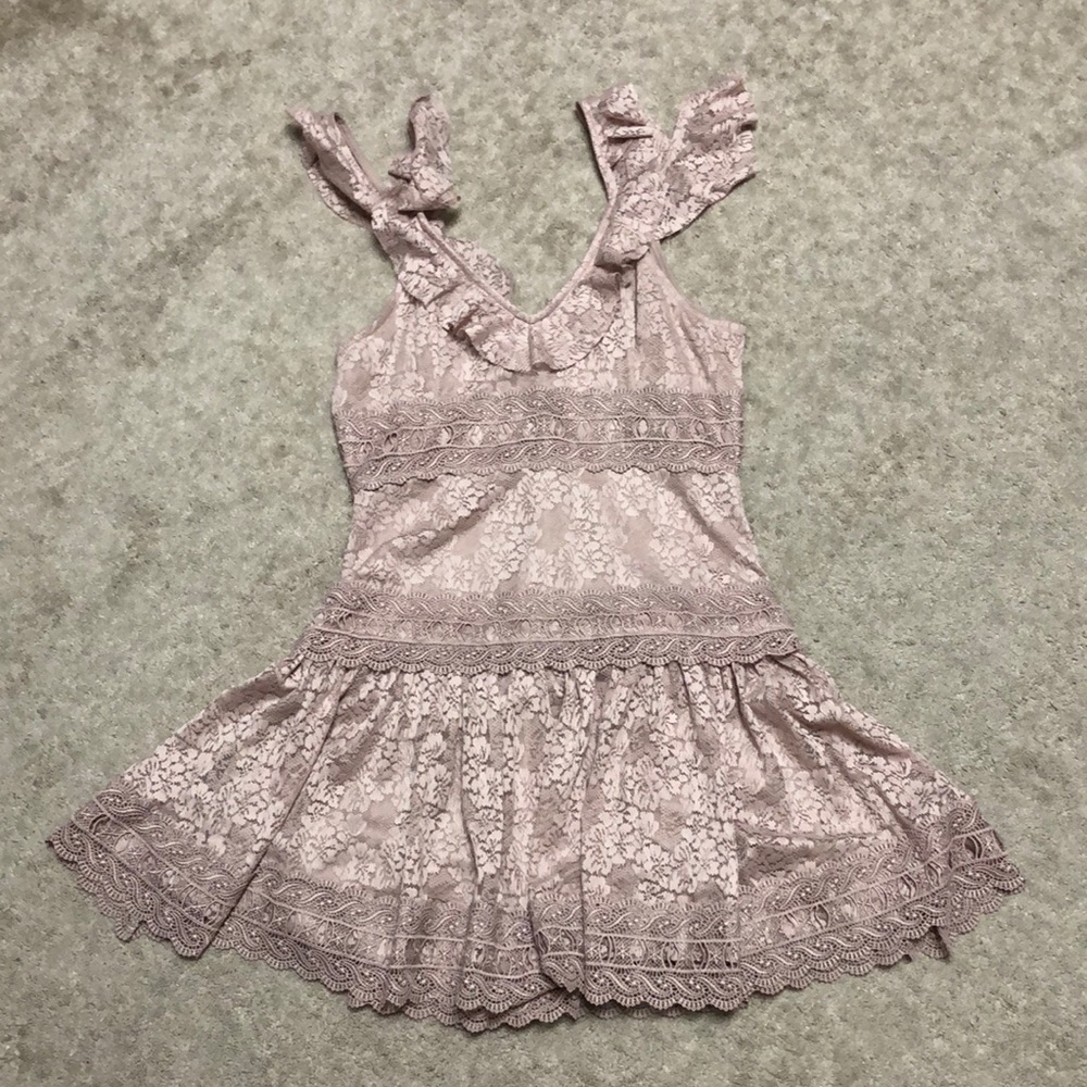 Divided by H&M lace dress